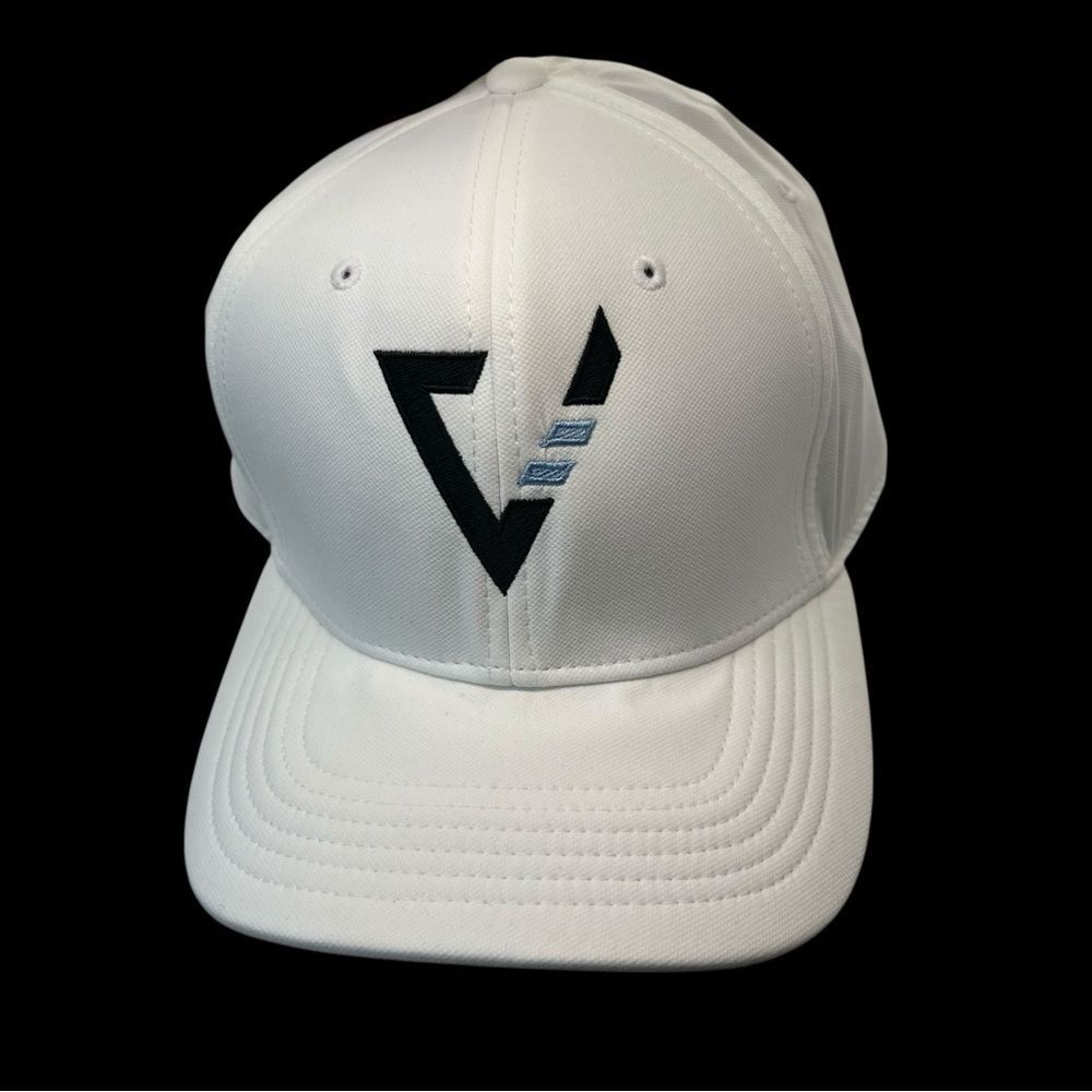 NWT L/XL Nike Golf Dri-Fit white hat
